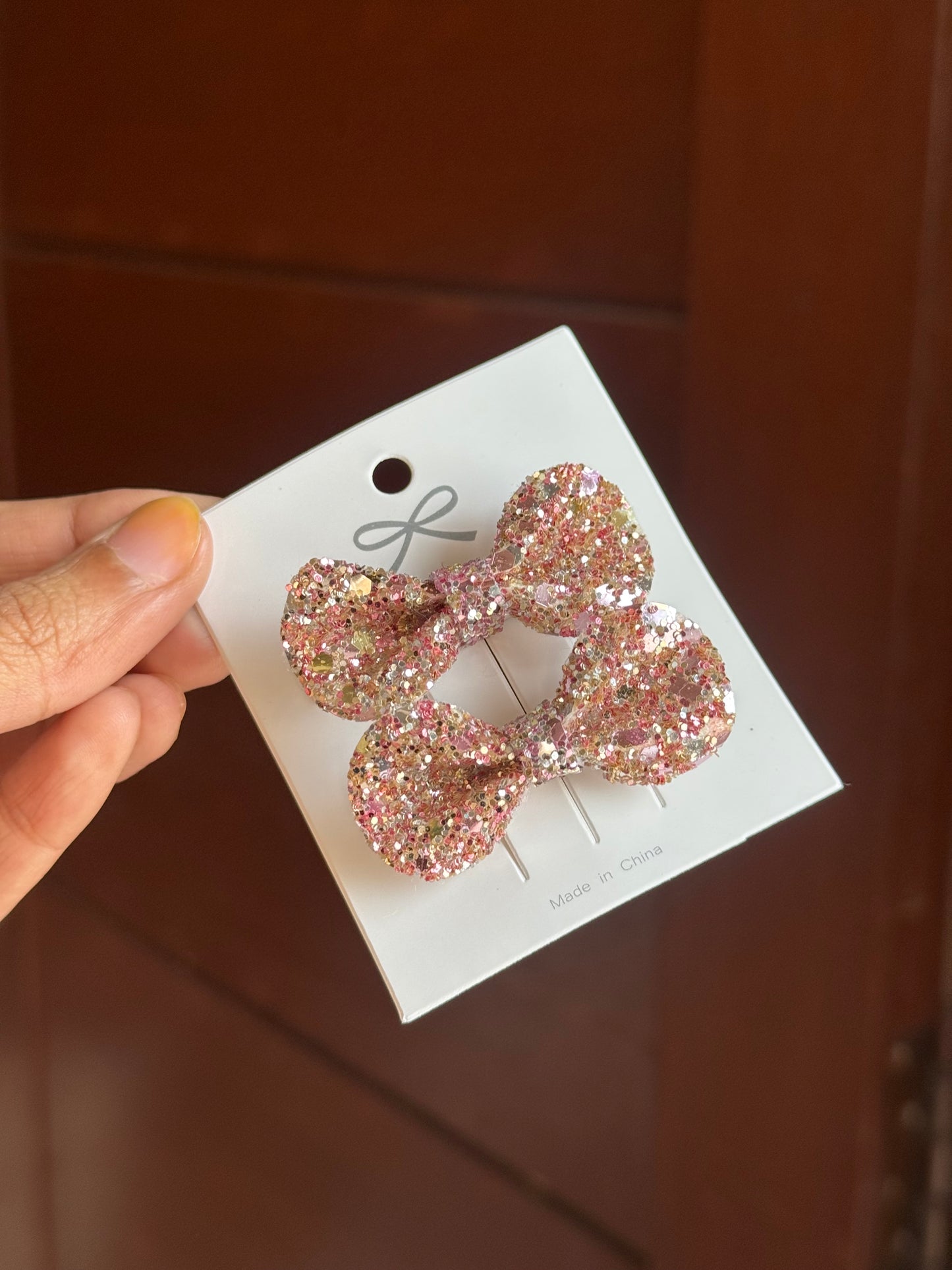 B217 GLITTER BOW PAIR