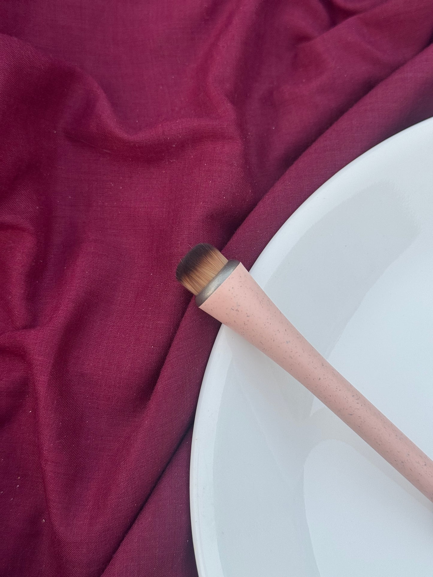 ECOTOOLS FANCY SMALL CONCEALER BLENDING BRUSH