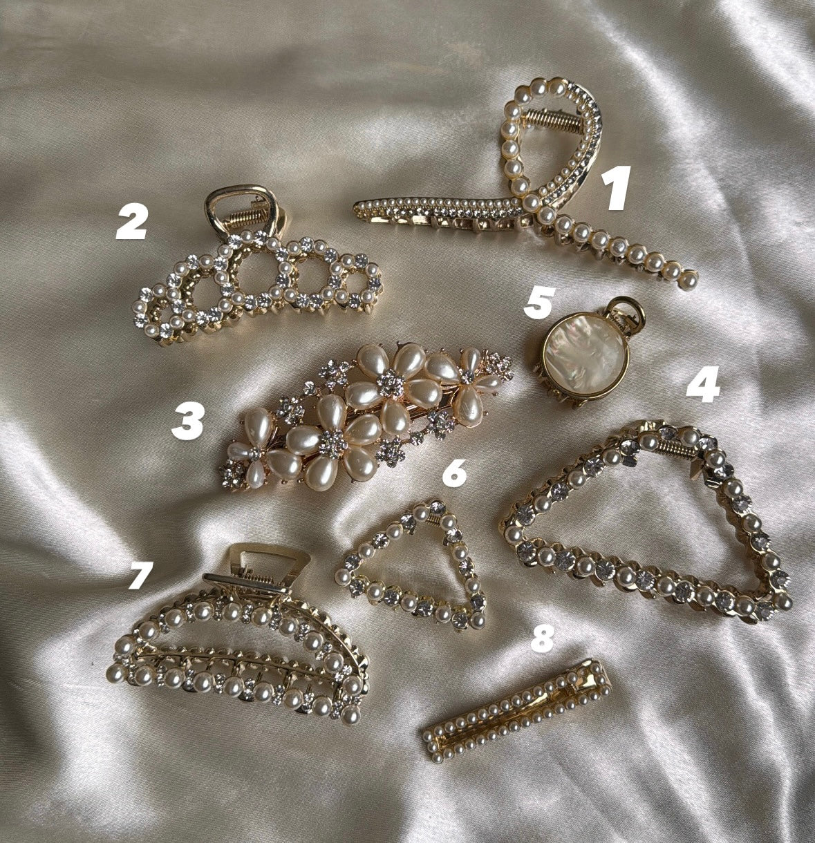 E72 FANCY METAL HAIR CLAWS