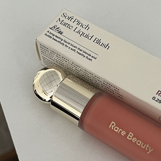 RARE BEAUTY BLUSH IN SAHDE BLISS