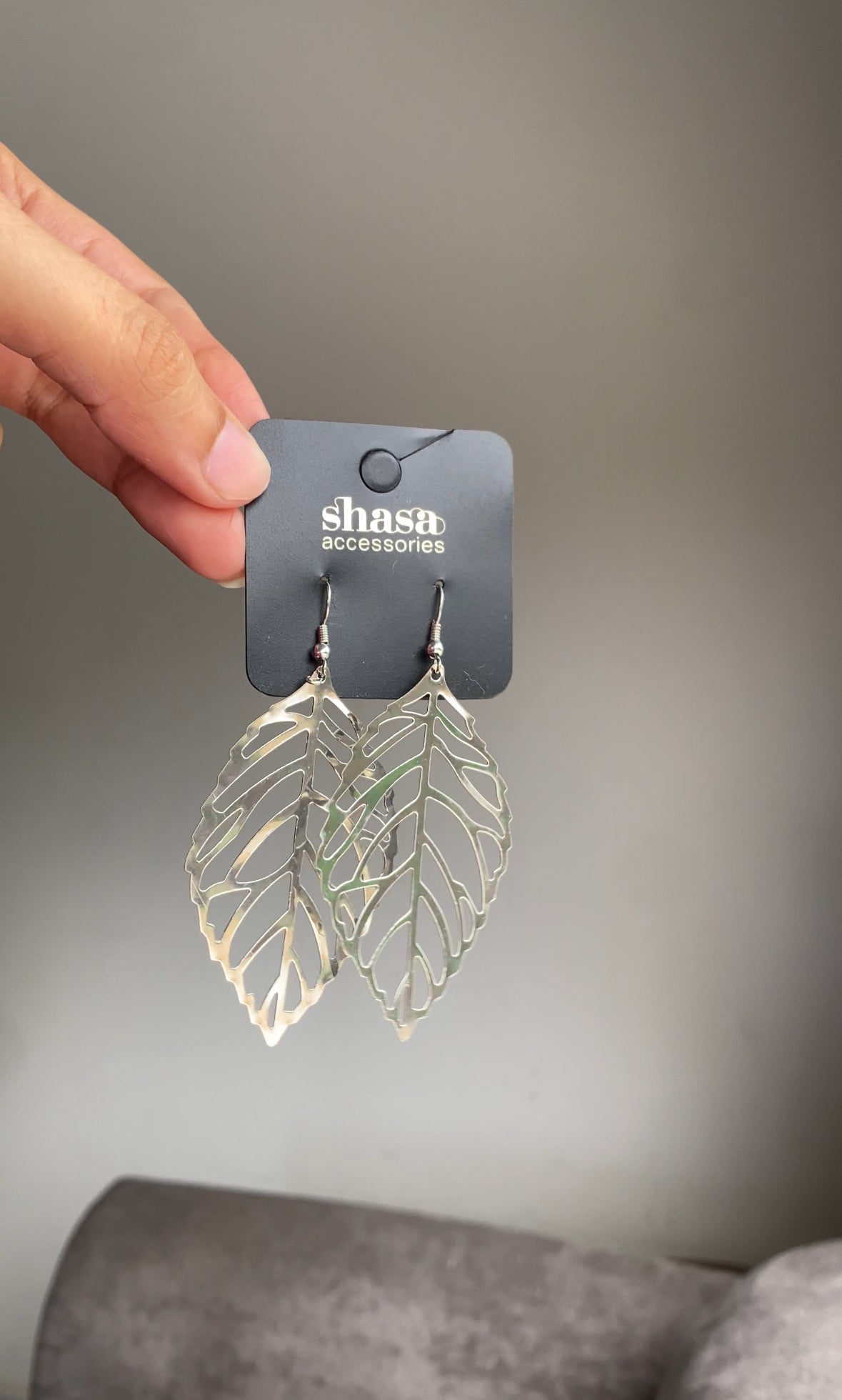 F13 LEAF EARRINGS