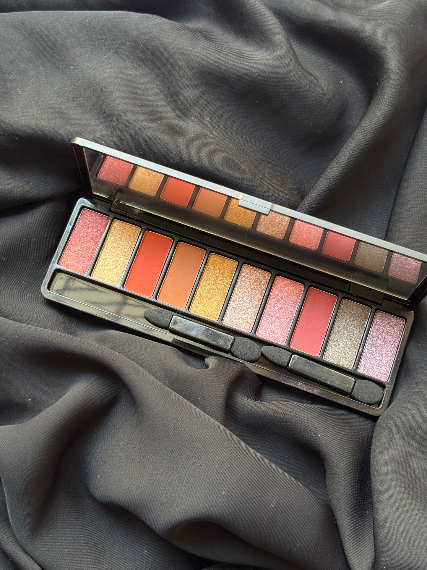 D35 EYESHADOW