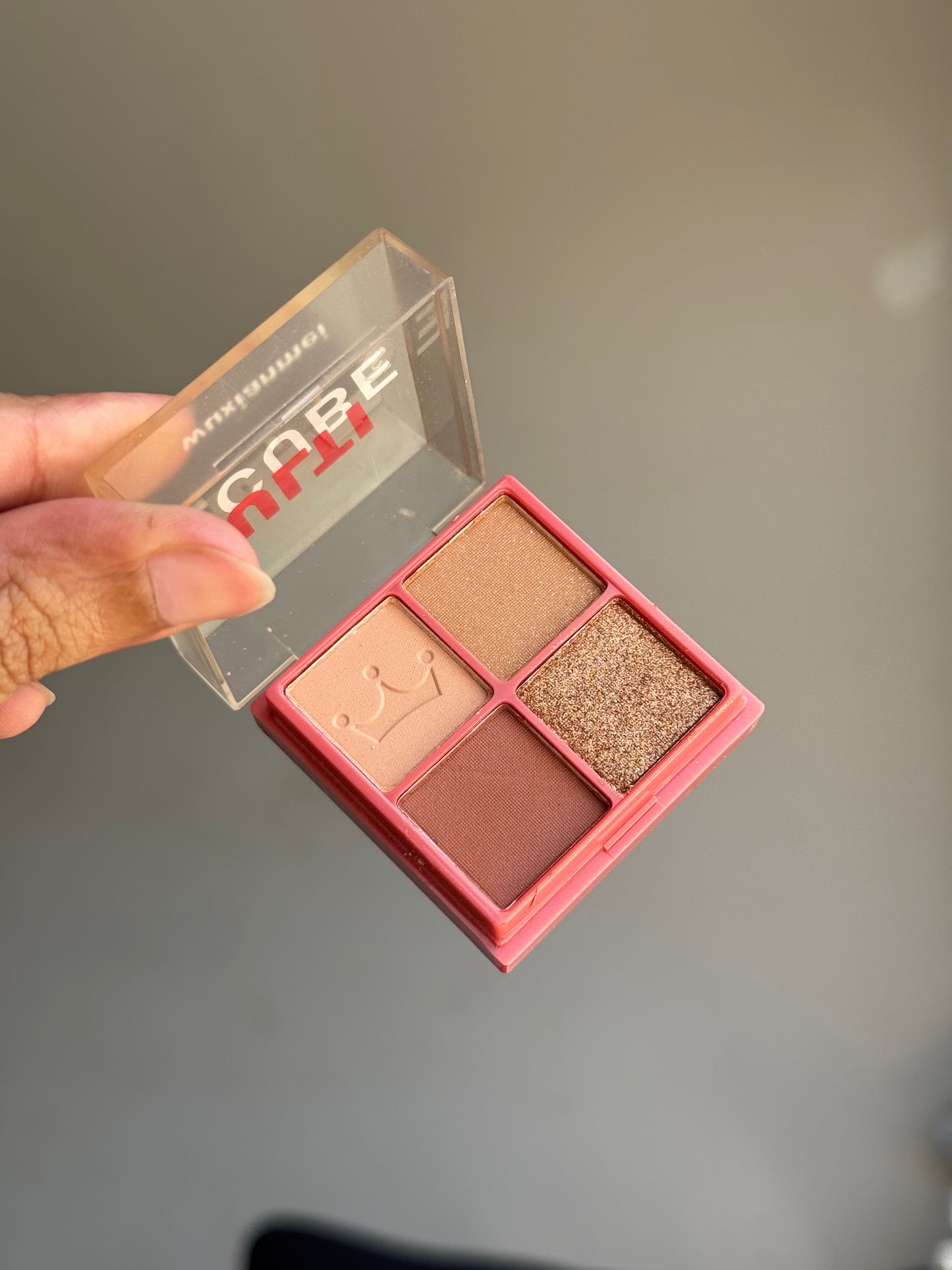 MULTI CUBE MINI EYESHADOW AND HIGHLIGHTER PALETTE