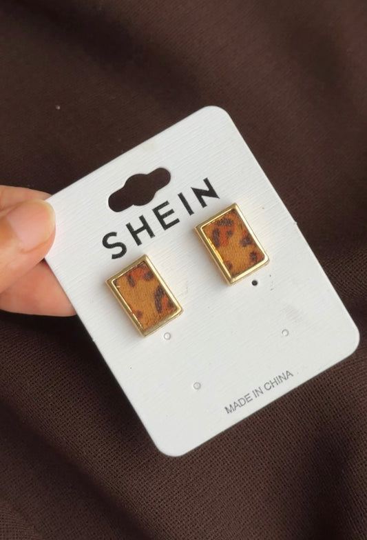 E142 SHEIN STUDS