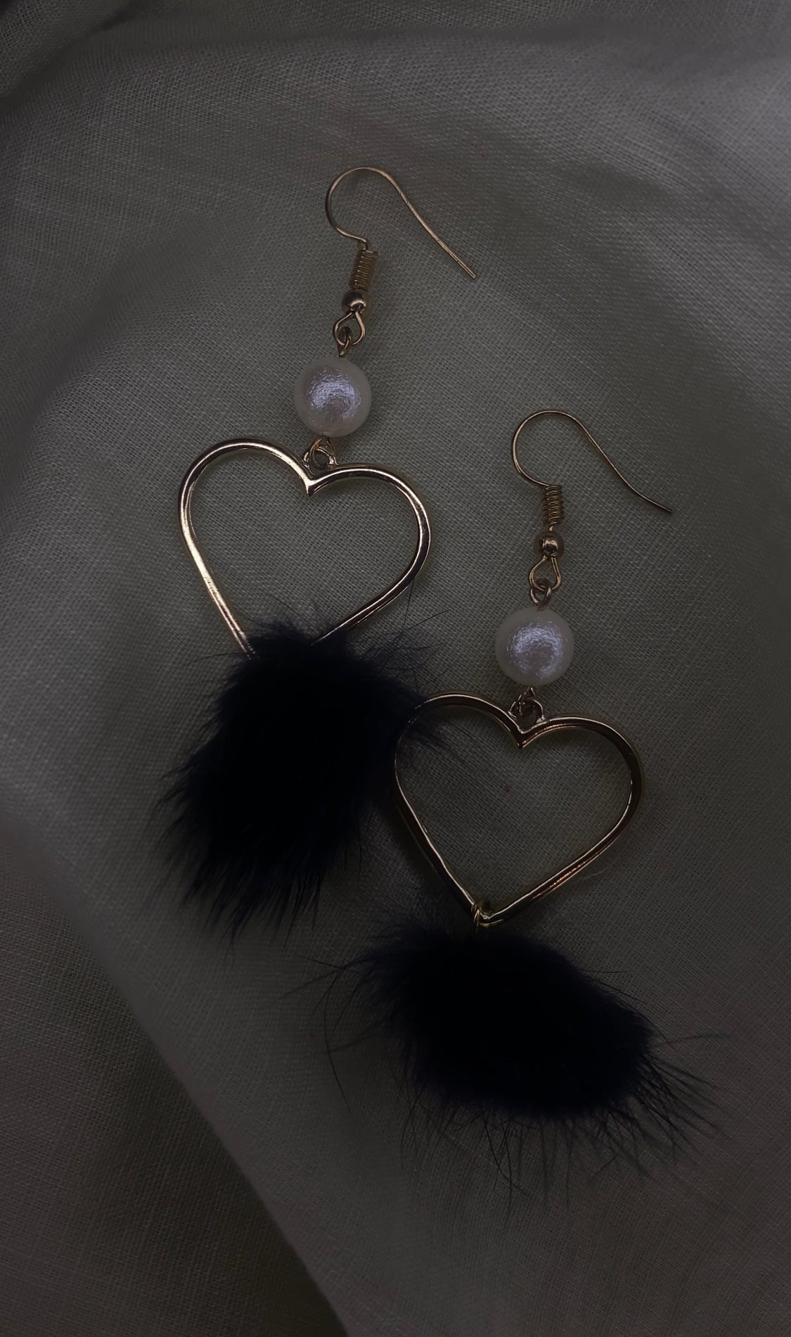 BLACK HEART FUR EARRINGS