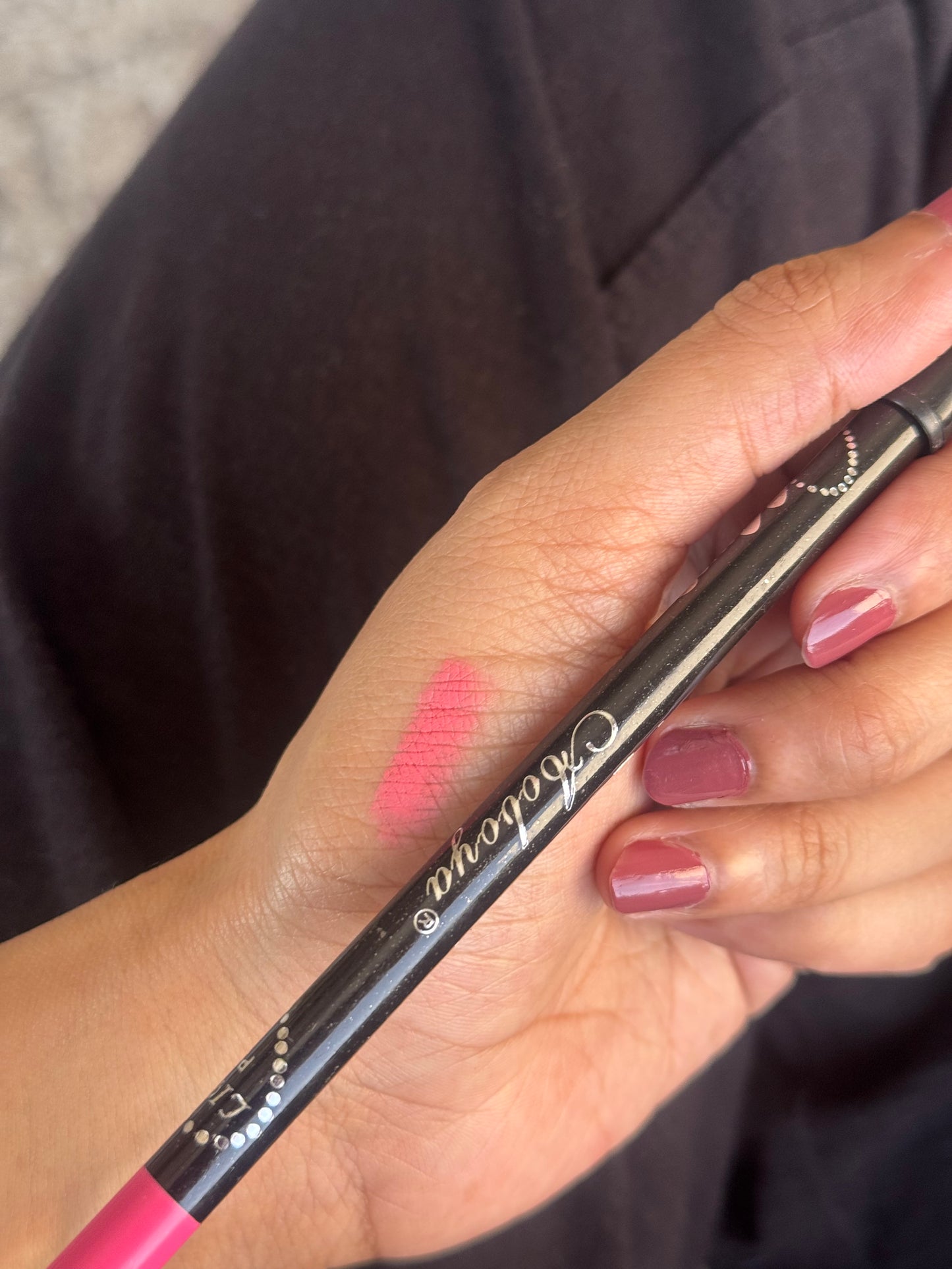 PINK LIP LINER