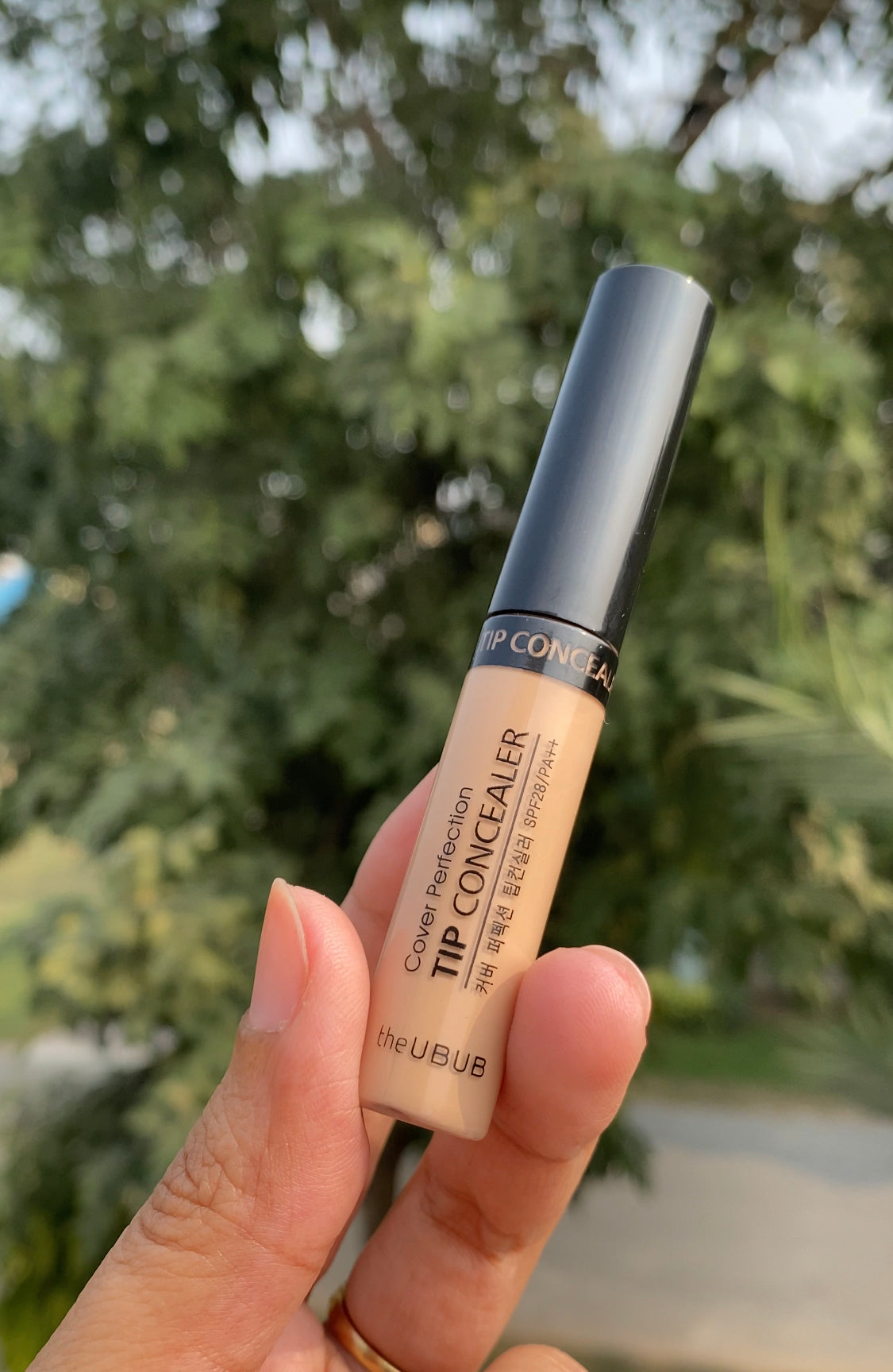 THE UBUB TIP CONCEALER WITH SUNSCREEN