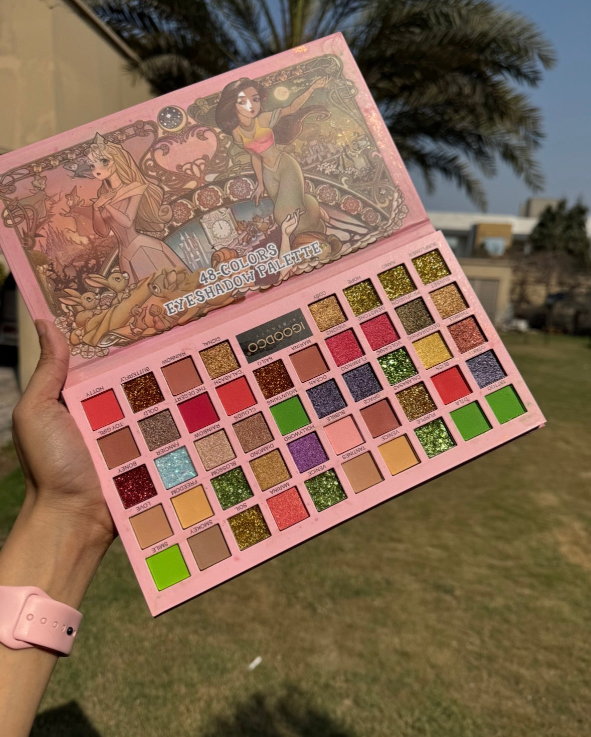 05 MERMAID EYESHADOW PALETTE