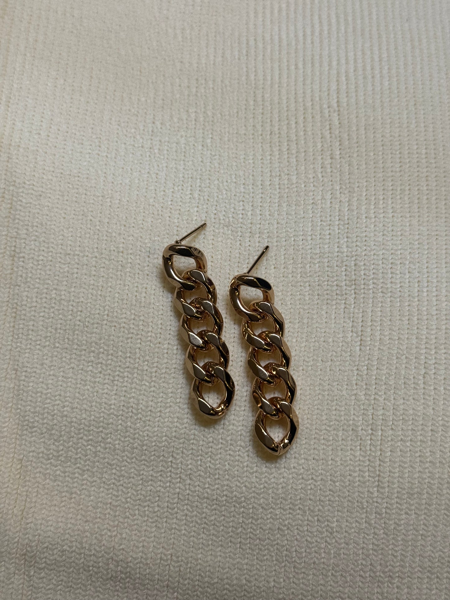 CHAIN EARRINGS