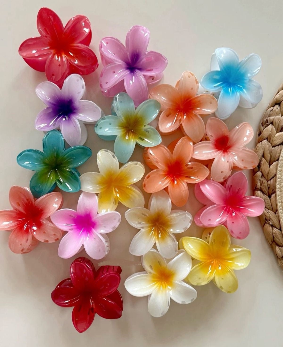 FLOWER HAIR CLIP