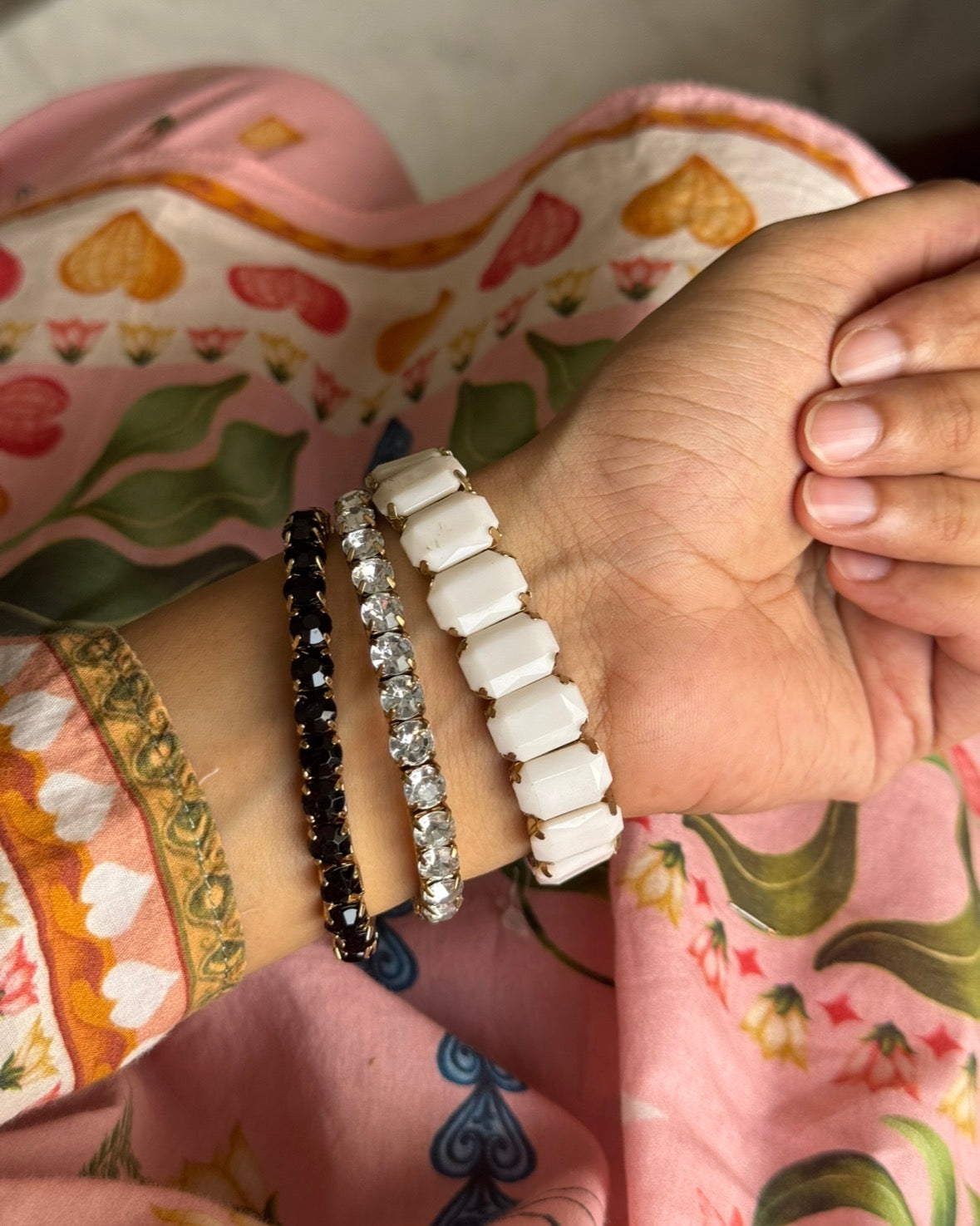 ONE STONE MISSING BRACELET SET