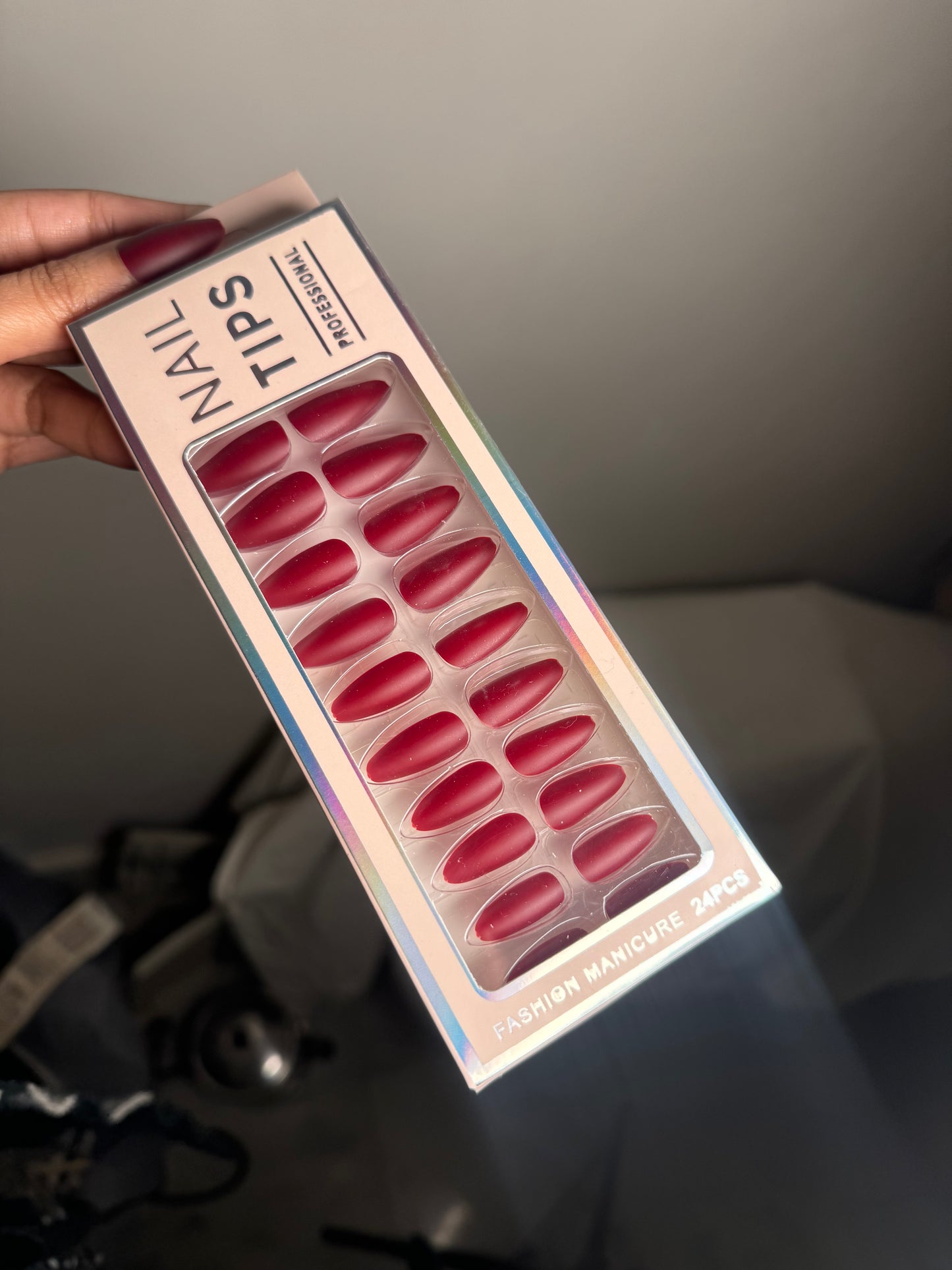 24 PIECES MAROON NAIL SET WITH STICKER SET