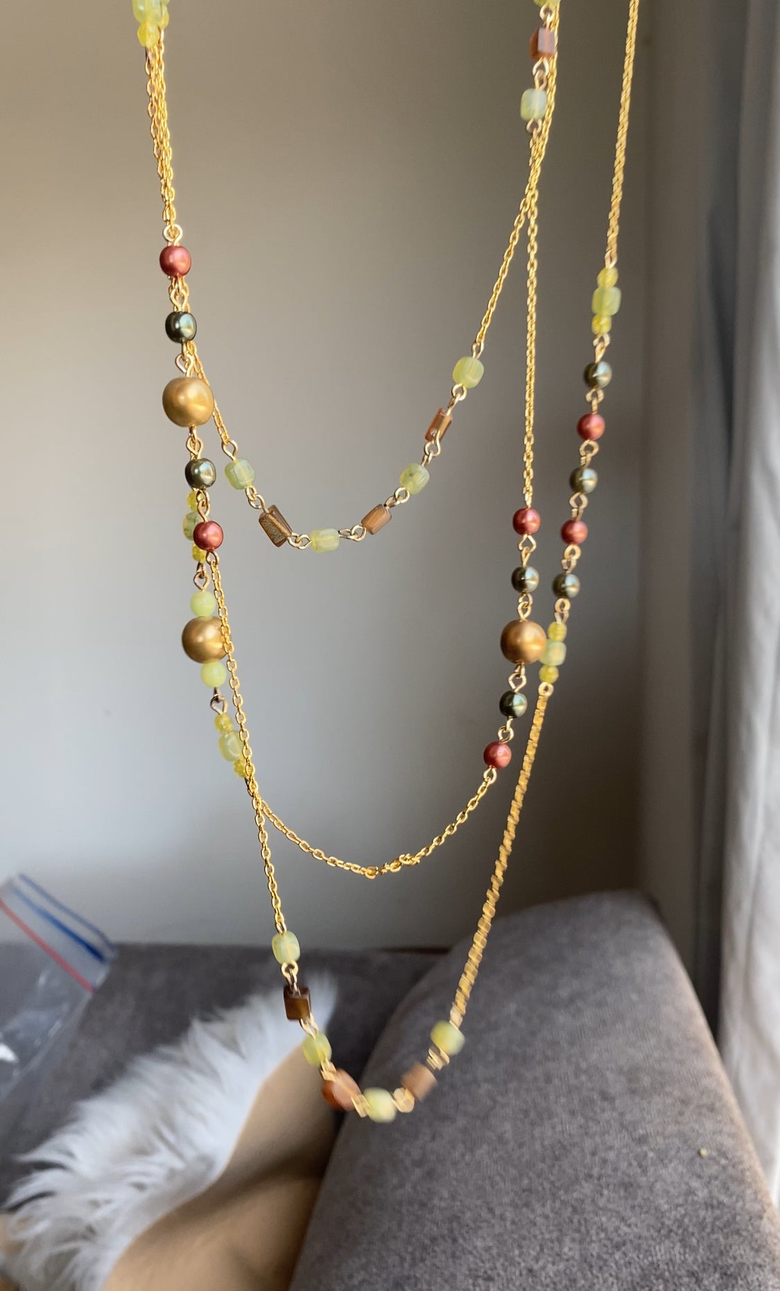 480 BEADS THREE LAYERED NECKLACE PENDANT