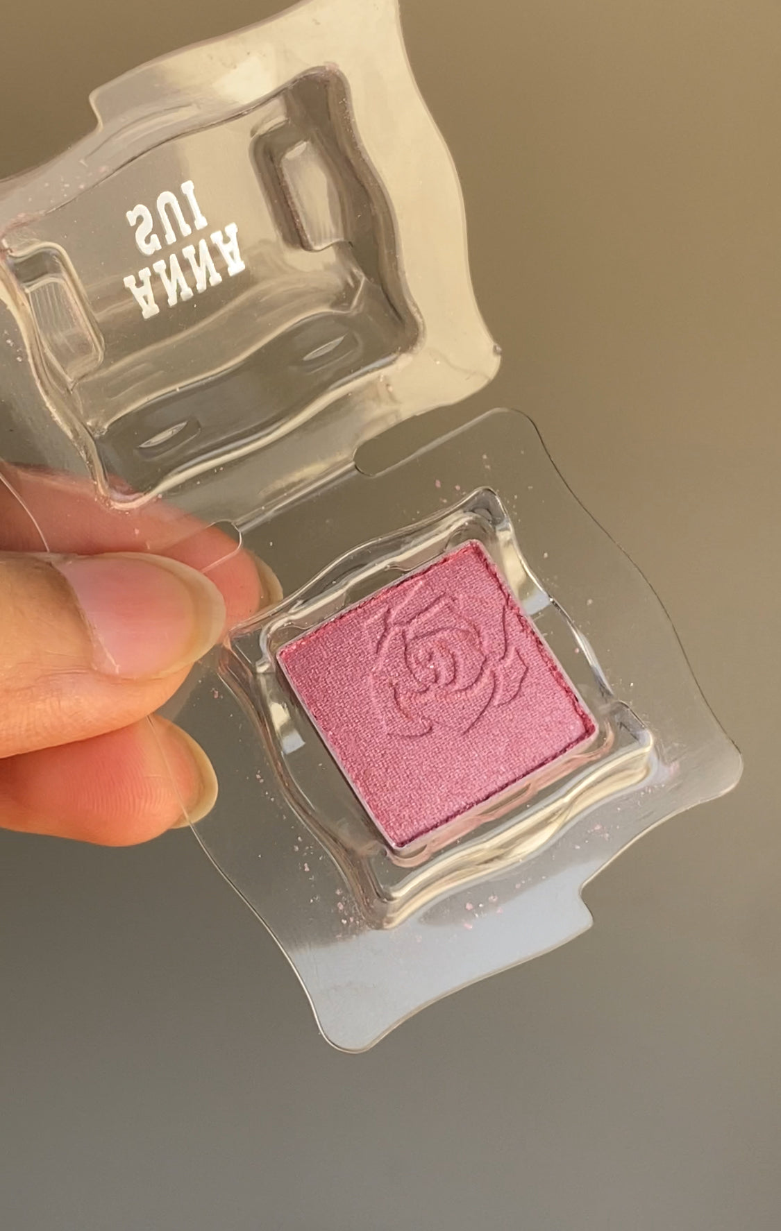 302 ANNA SUI LAVENDER PURPLE BLUSH