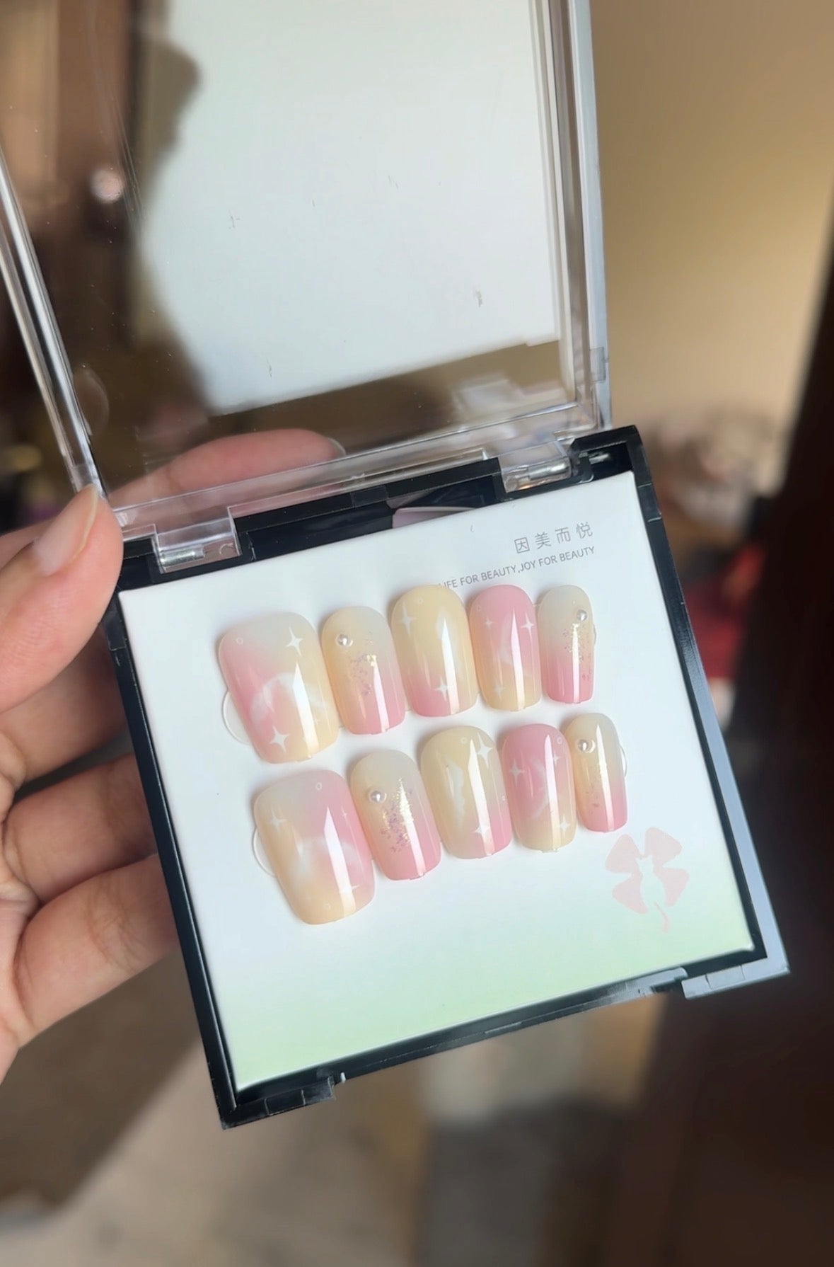 E188 FANCY HIGH QUALITY NAIL SET