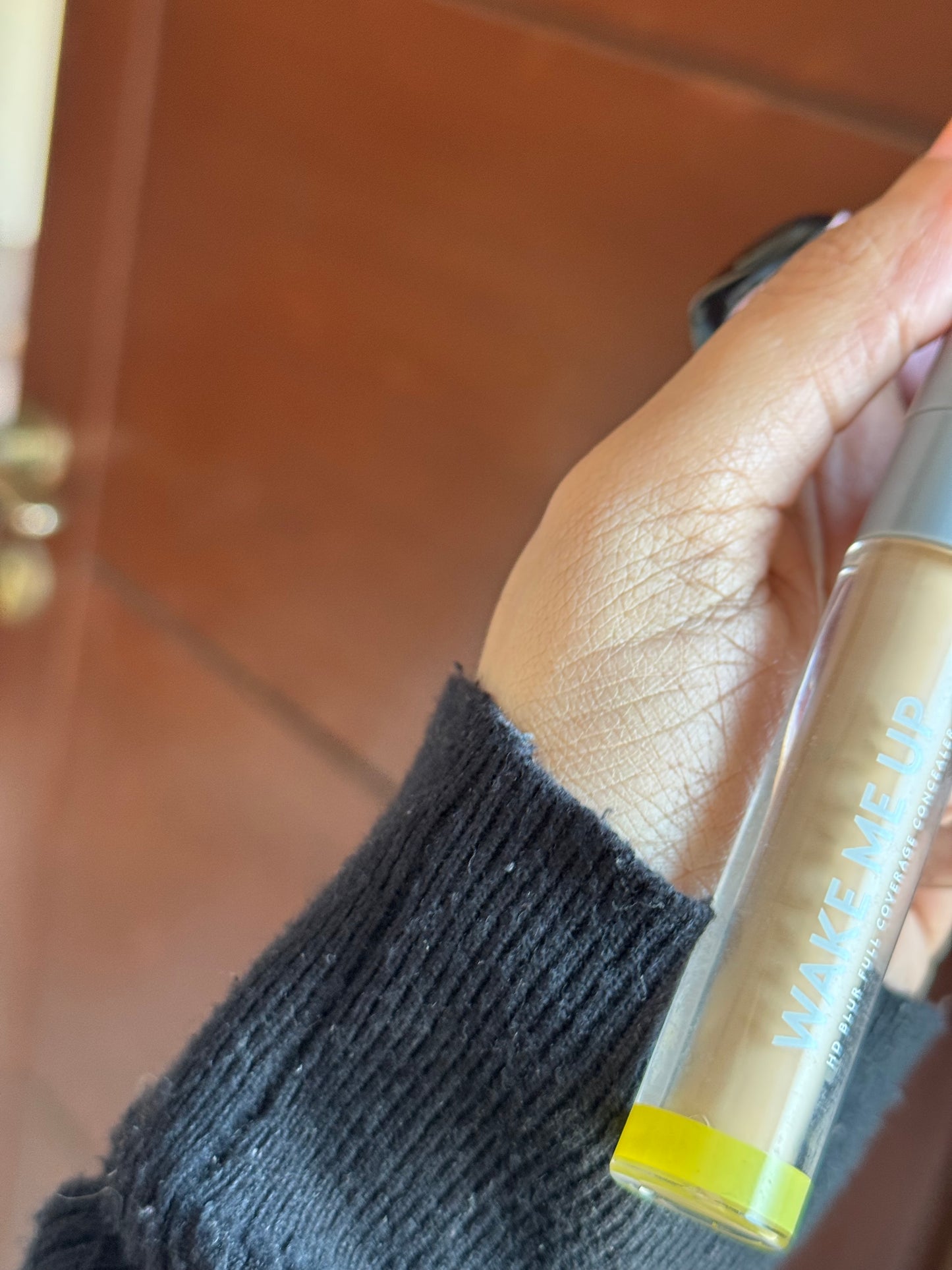 WAKE ME UP CONCEALER IN IVORY SHADE
