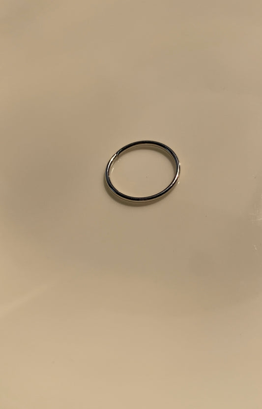 AA175 SILVER PLAIN RING