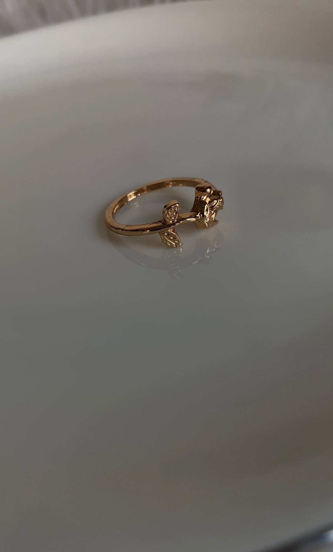 E226 ROSE RING