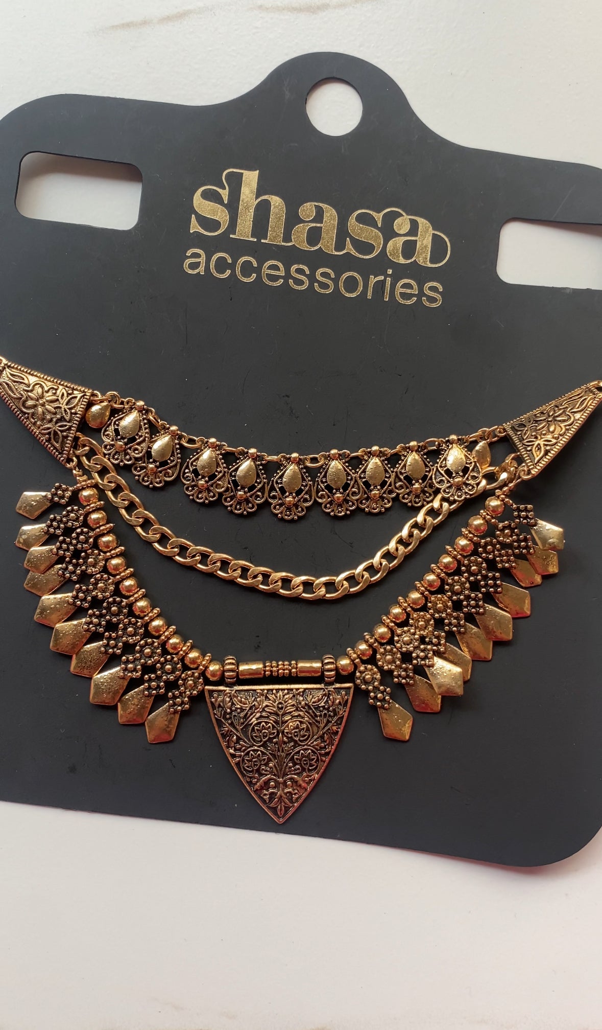 F2 SHADA GOLDEN FANCY NECKLACE