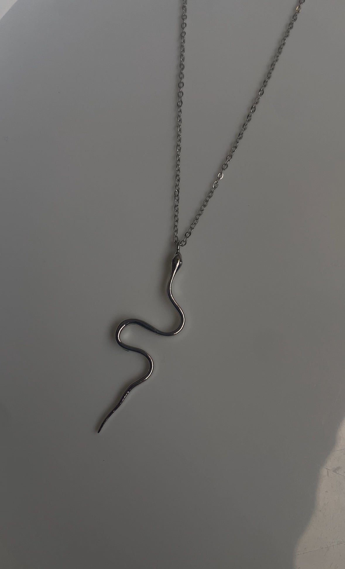 F25 SILVER SNAKE NECKLACE PENDANT