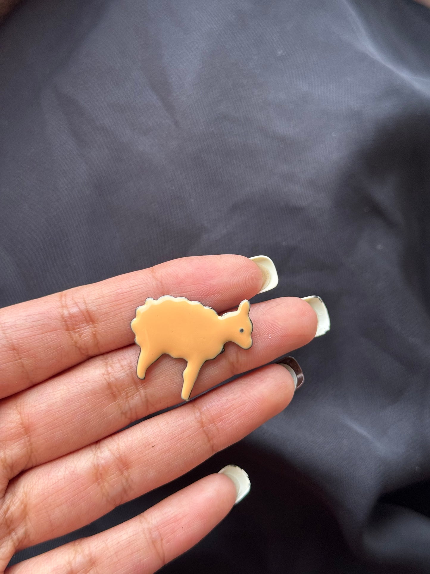 12 SHEEP ENAMEL PIN
