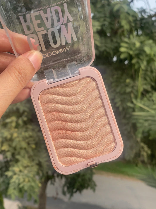 C46 DDONNA GLOW READY HIGHLIGHTER