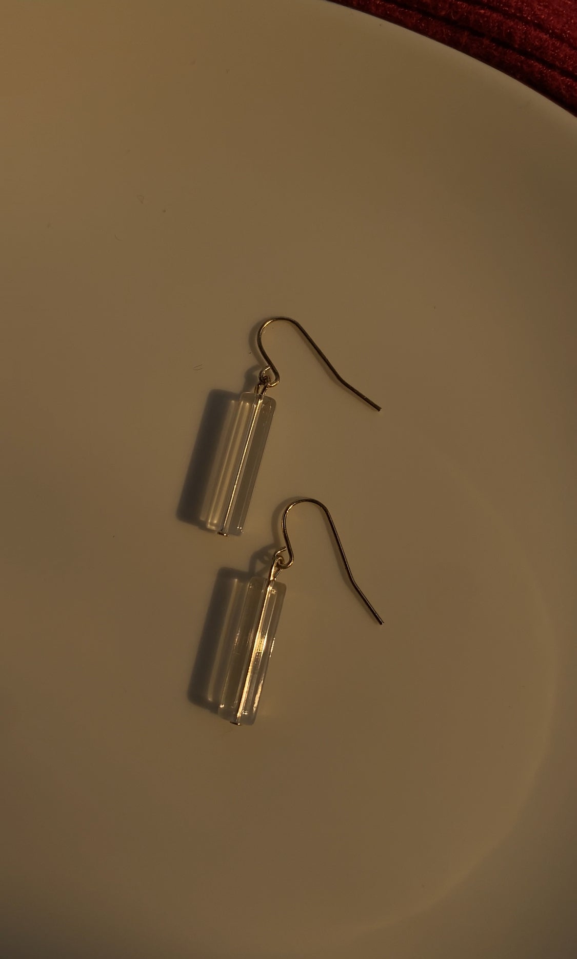 TRANSPARENT ACRYLIC EARRINGS