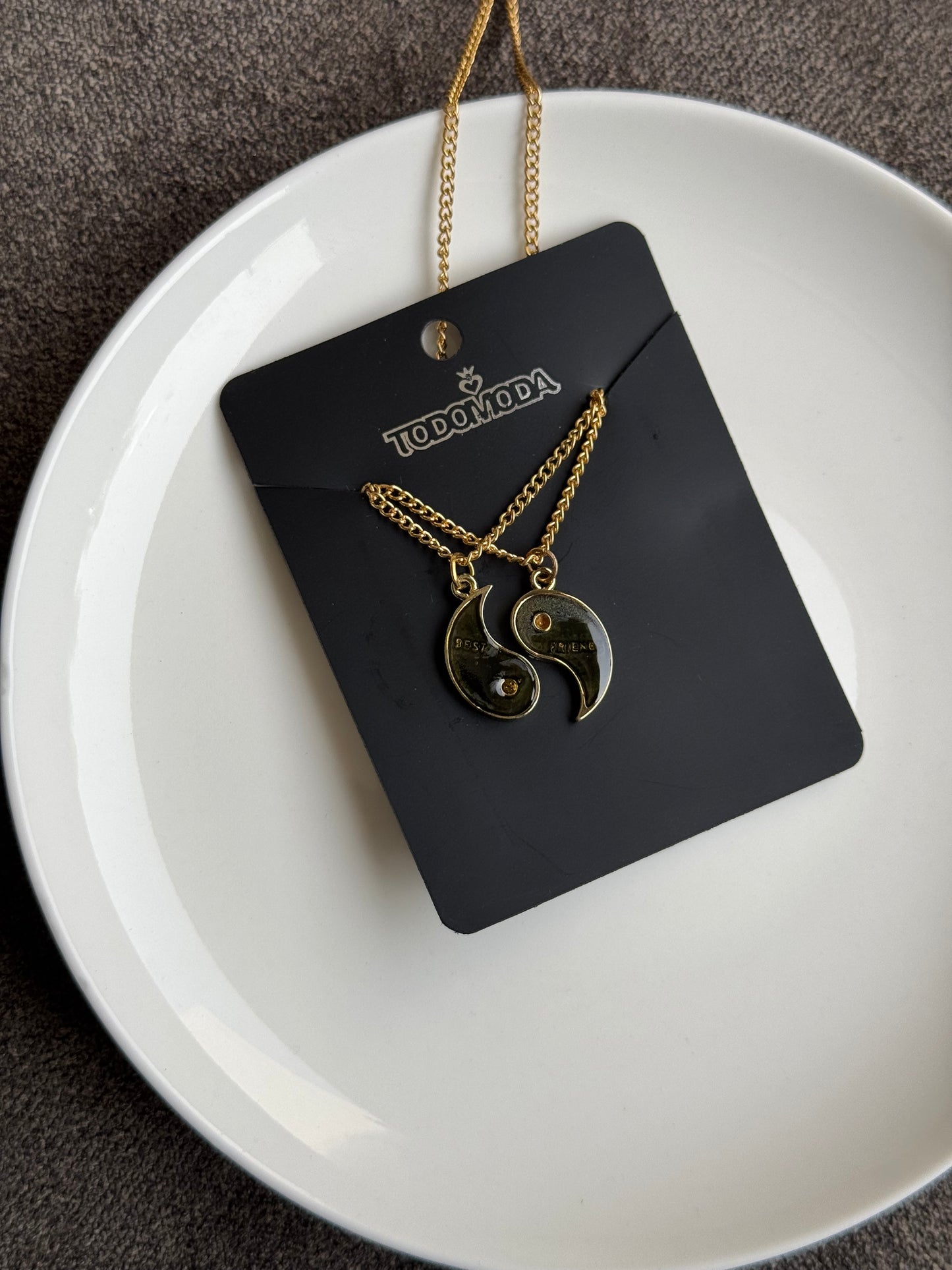 A173 GOLDEN BEST FRIENDS NECKLACE SET