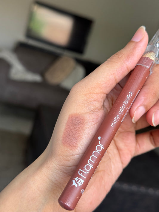 NO 6 FLORMAR LIP LINER