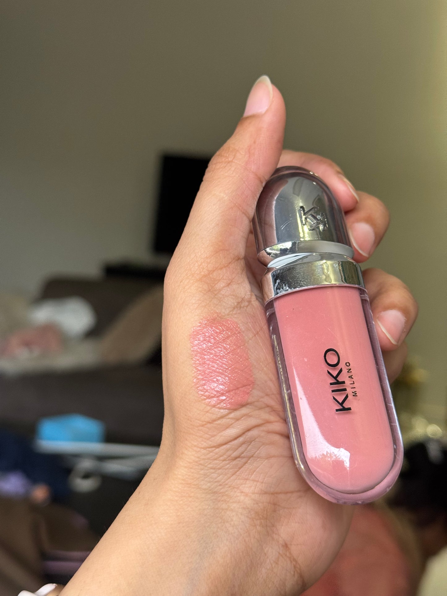 19 KIKO MILANO LIPGLOSS