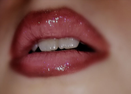 RUBY KISSES ORIGINAL RED LIP LINER
