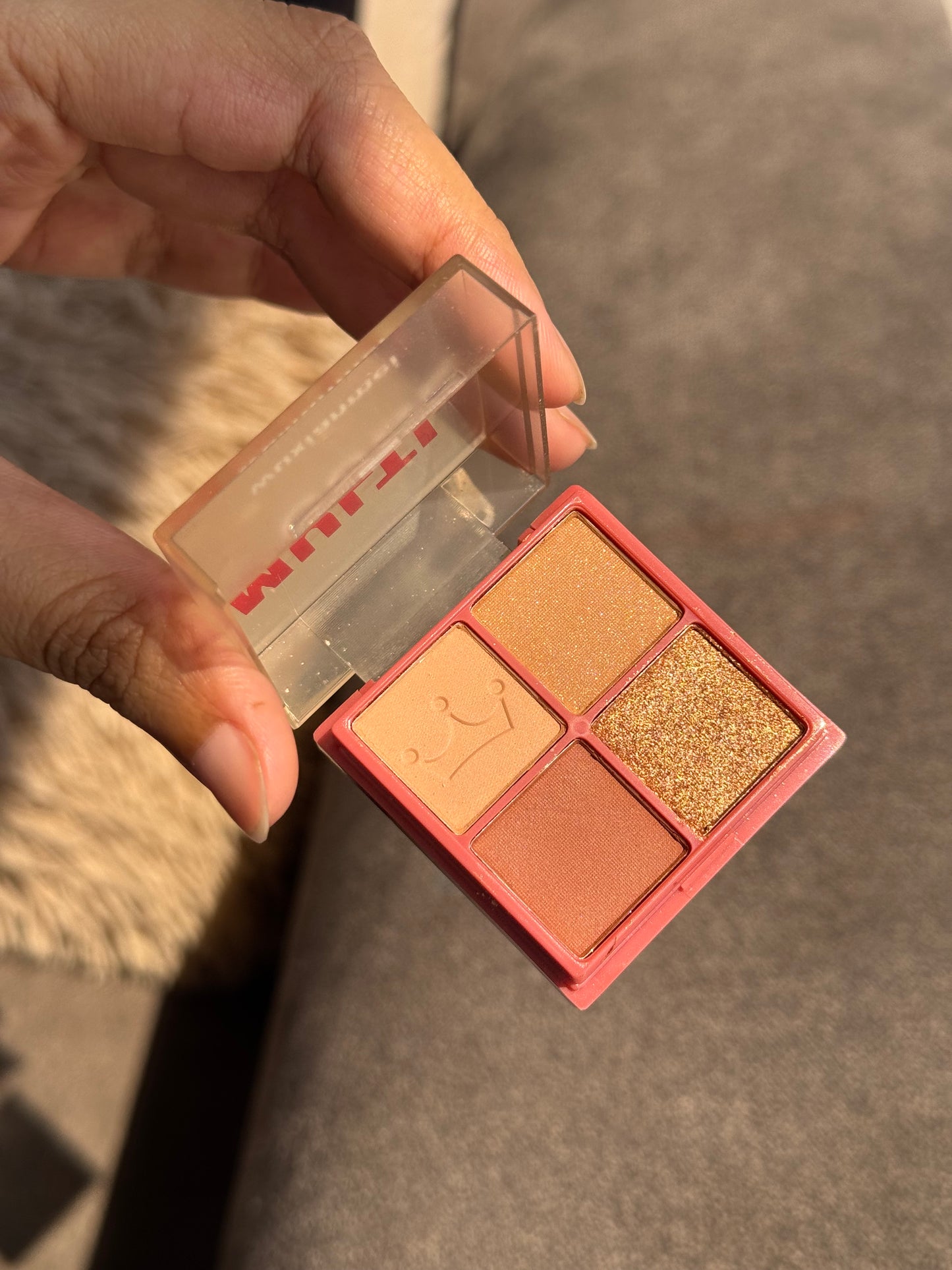 MULTI CUBE MINI EYESHADOW AND HIGHLIGHTER PALETTE