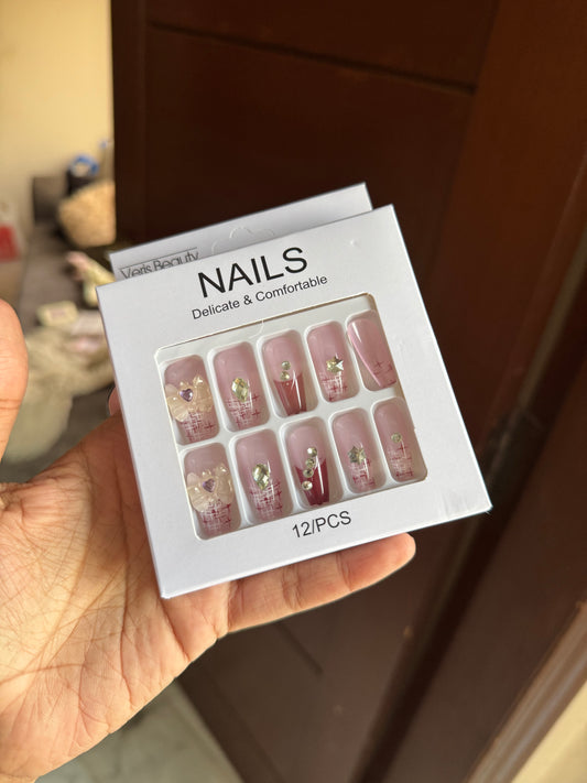 C1 NAIL SET WITH STICKER PACK (12 PIECES)