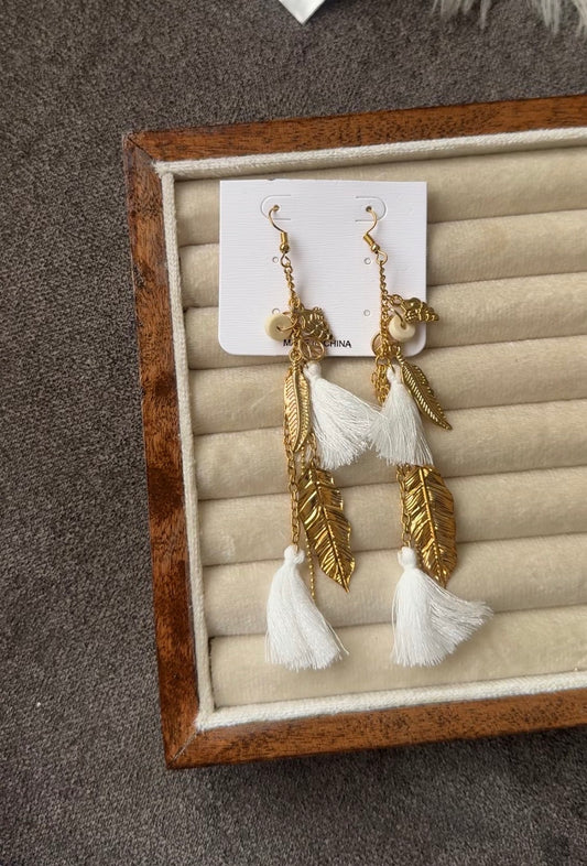 D168 EARRINGS