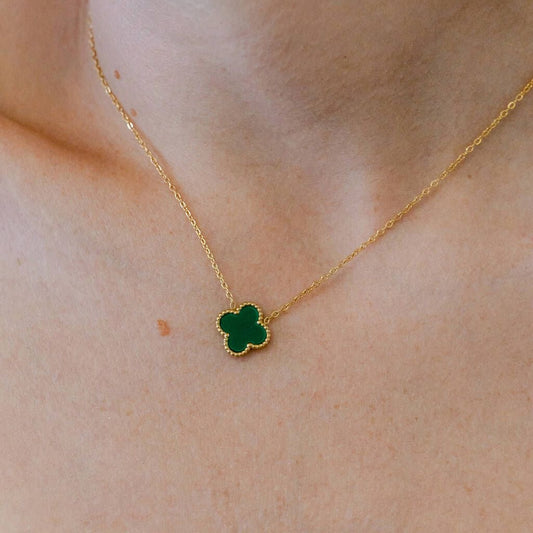 GREEN CLOVER NECKLACE