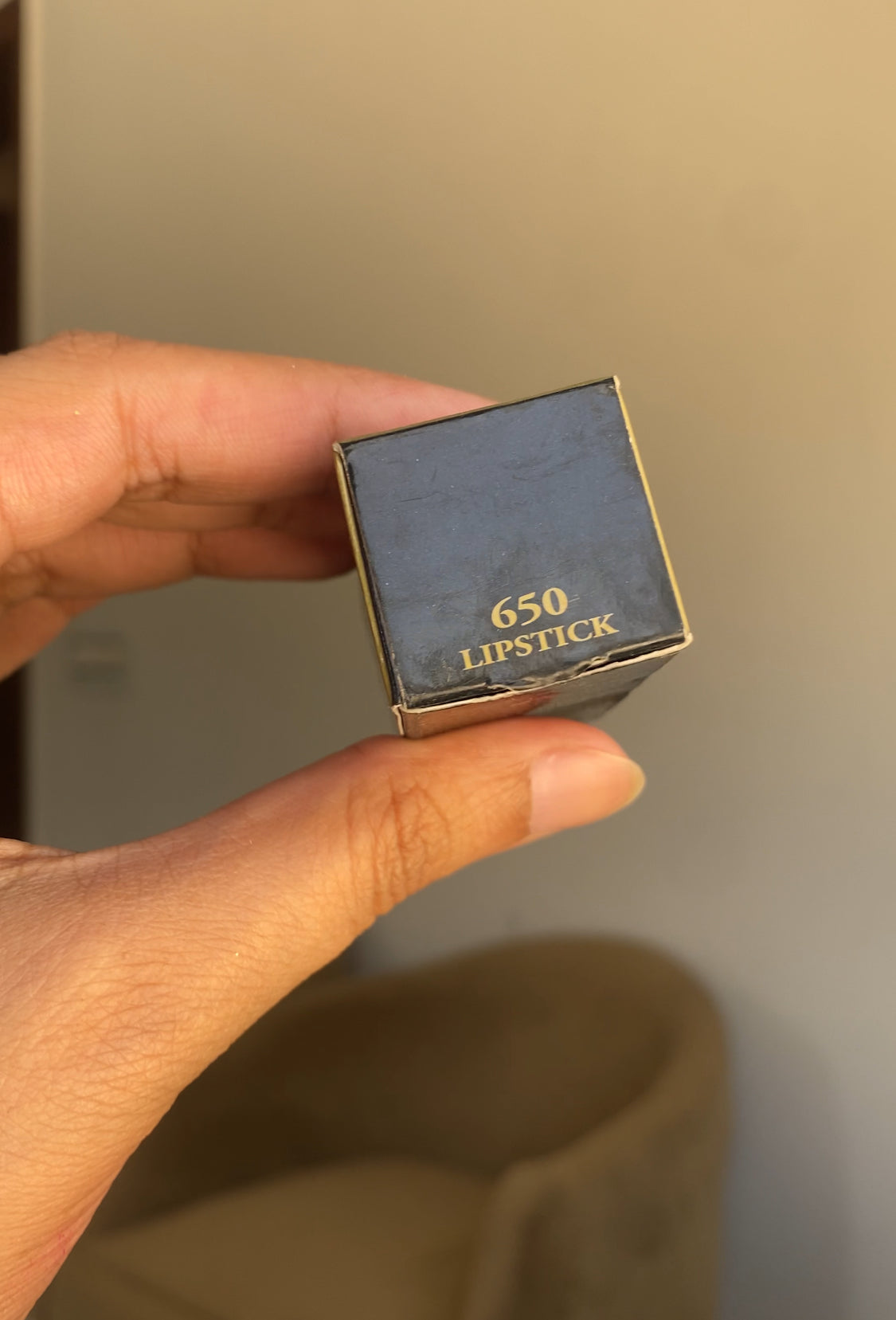 (E) 650 ANNA SUI SHINY LIPSTICK
