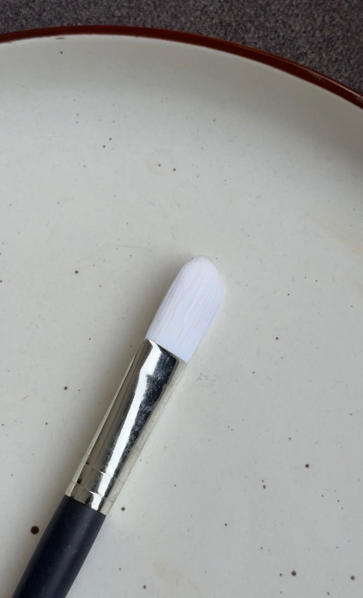 E305 MASK APPLYING BRUSH