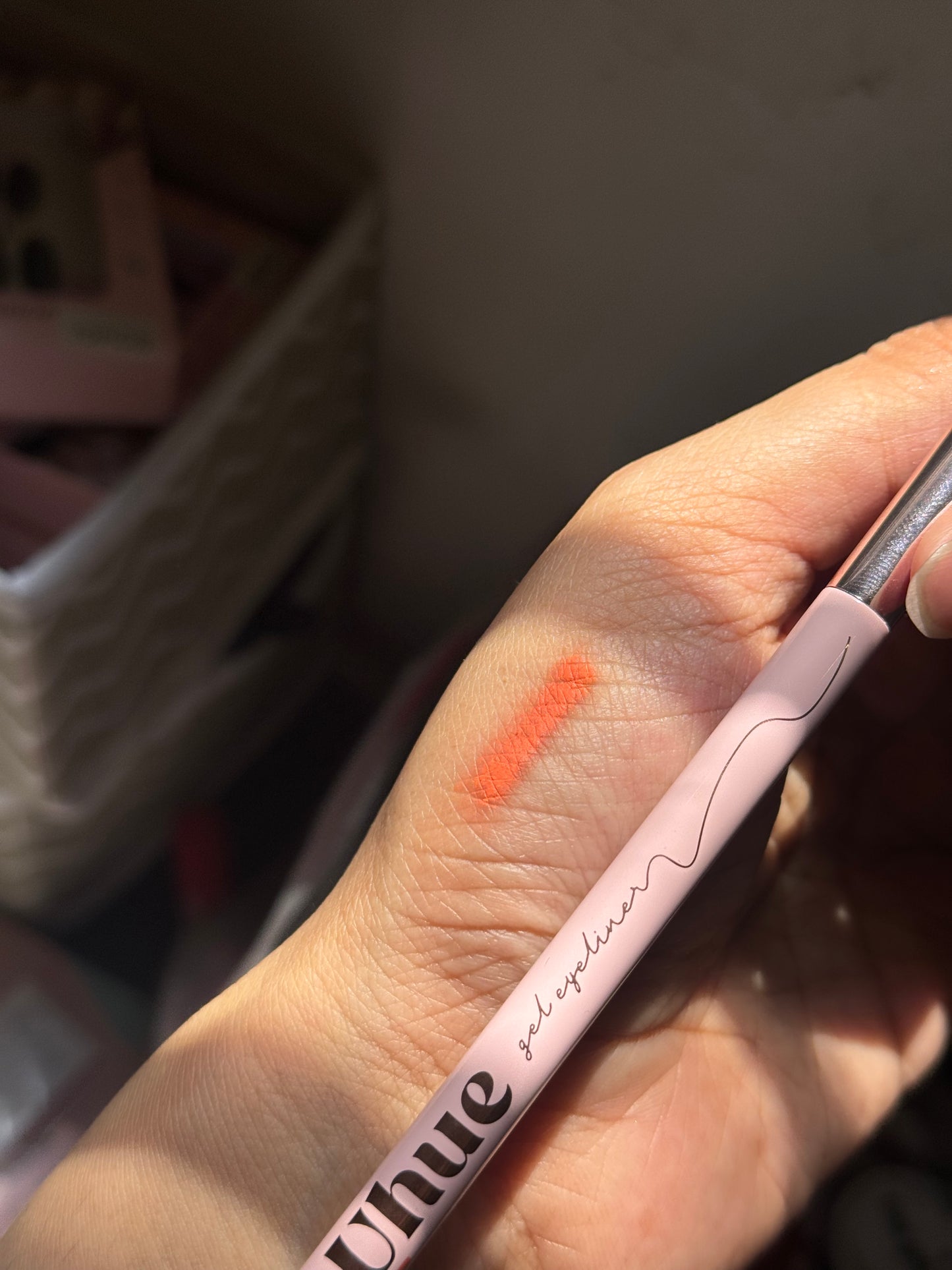 UHUE LIP LINER