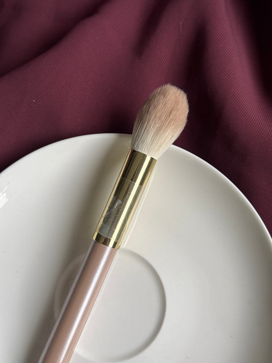 A132 BRUSH