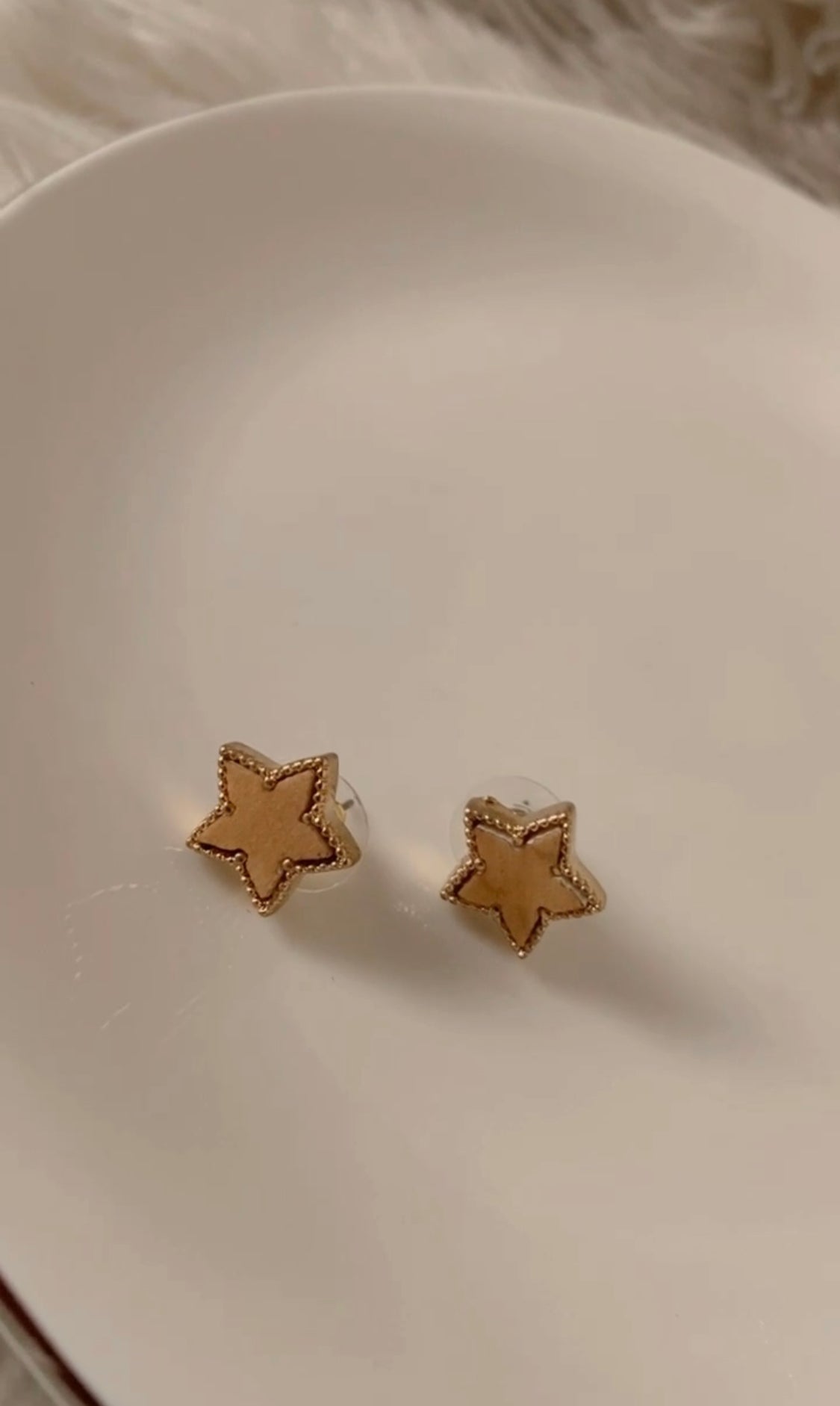 AA156 STAR STUDS