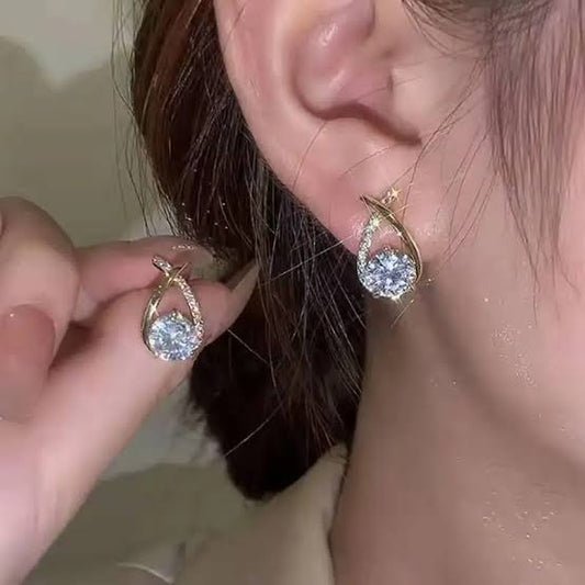 D9 FANCY EAR STUDS