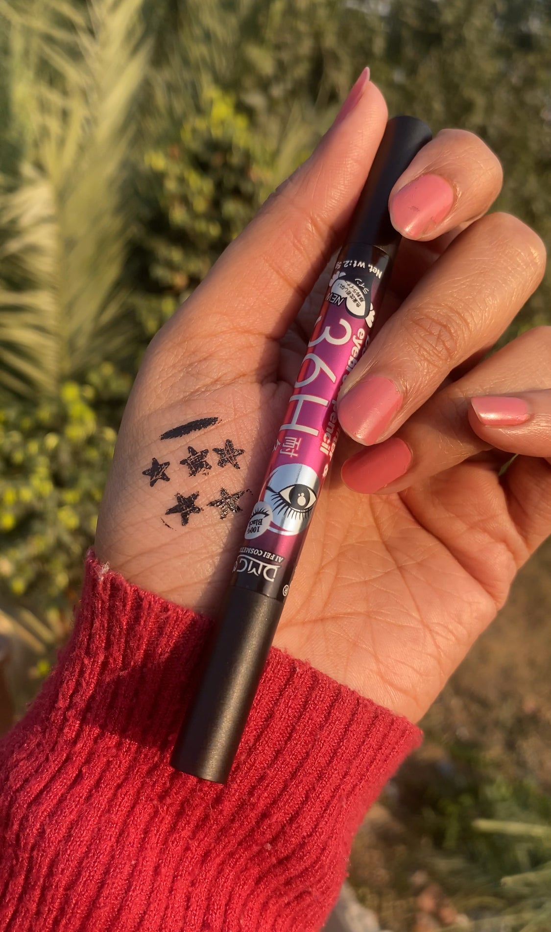 DOUBLE SIDED MATTE PEN EYELINER IN STAR EDITION