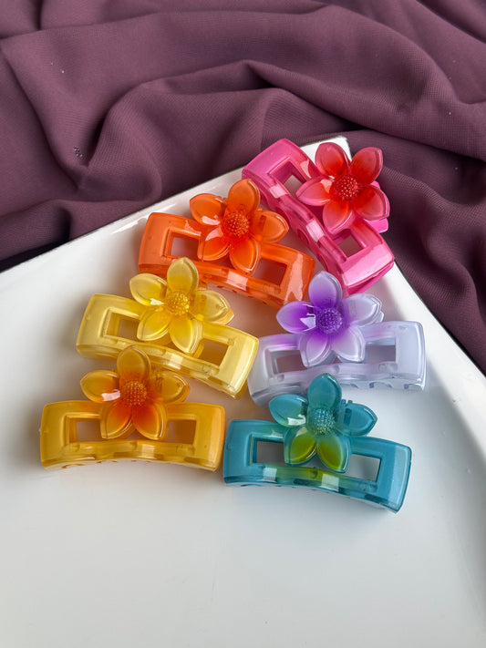 FLOWER RECTANGLE HAIR CLAWS