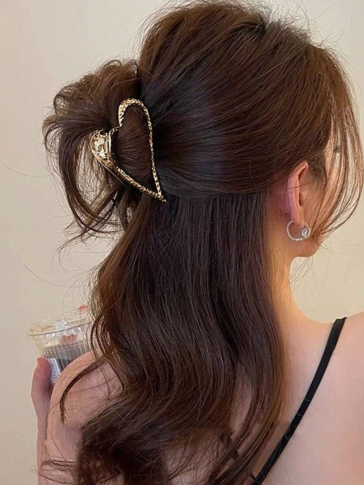 A97 GOLDEN METAL HEART HAIR CLAW