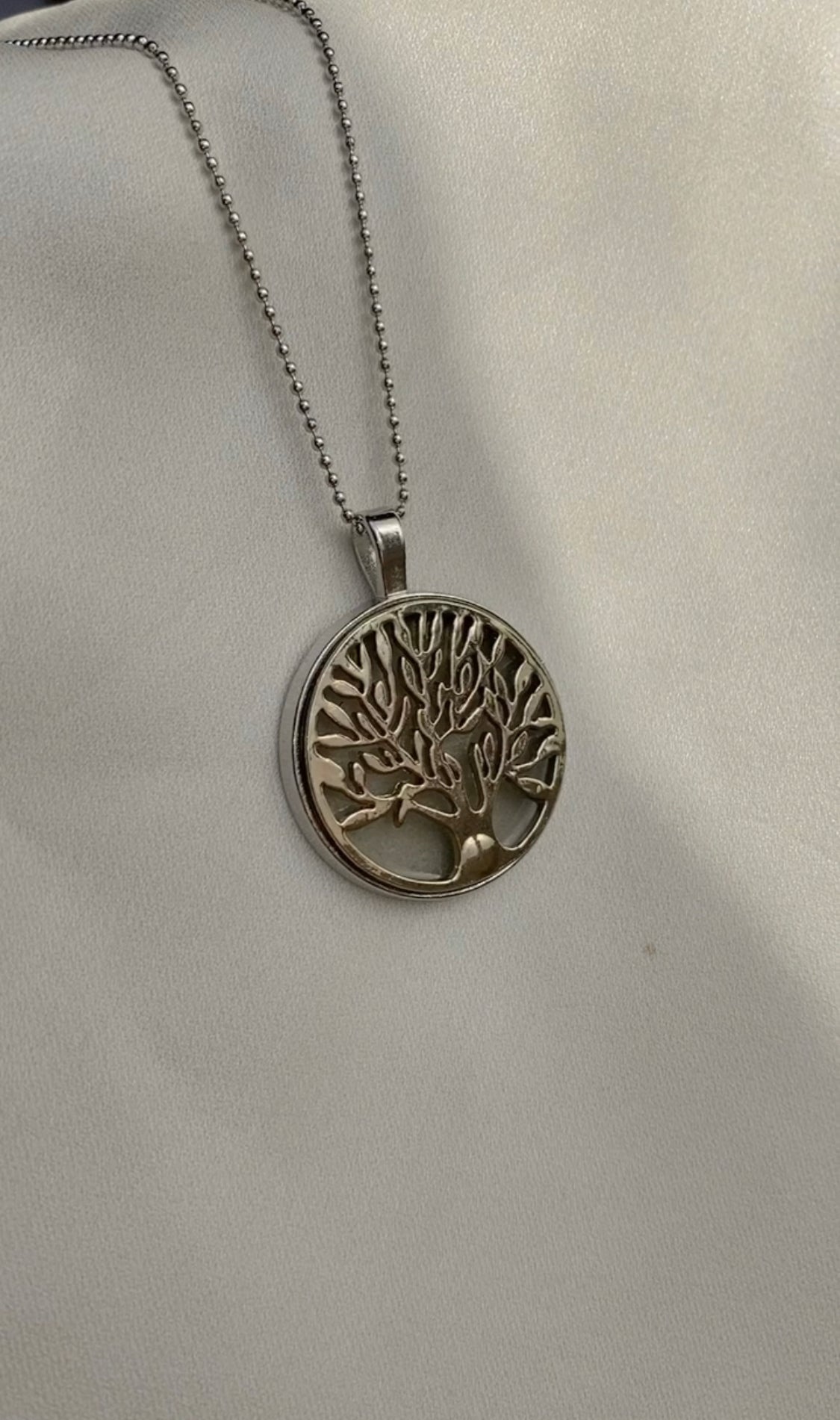 TREE PENDANT