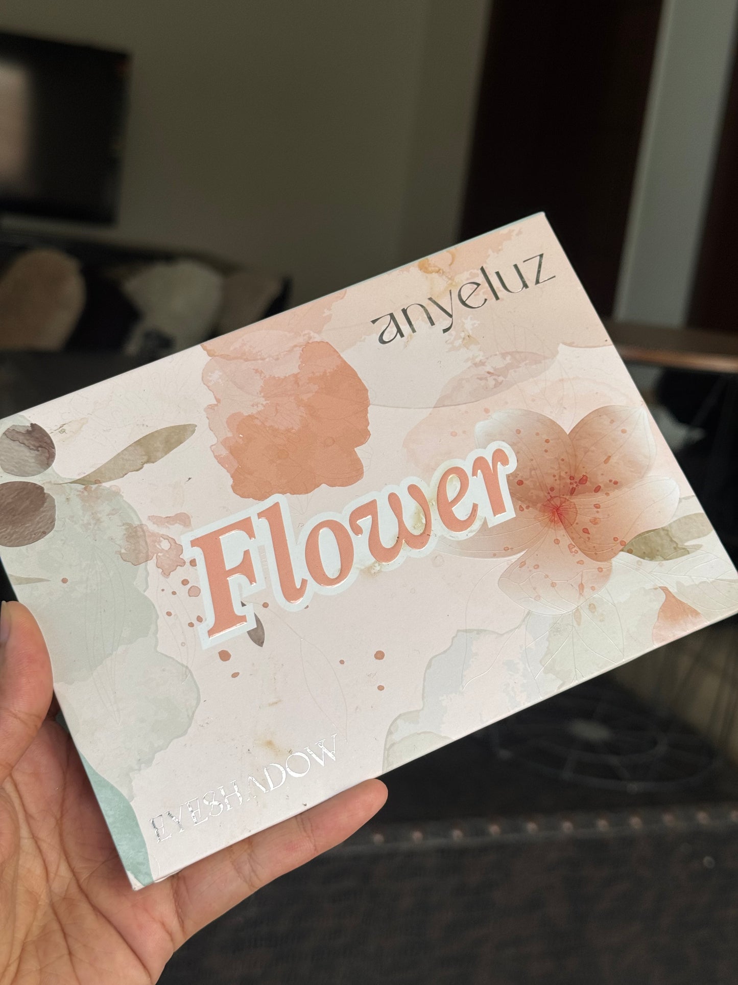 ANYELUZ EYESHADOW PALETTE