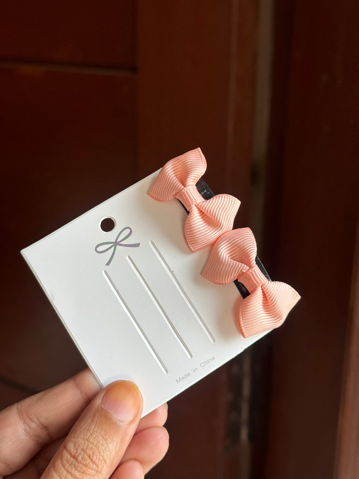 B216 BABY WISP CLIP PAIR
