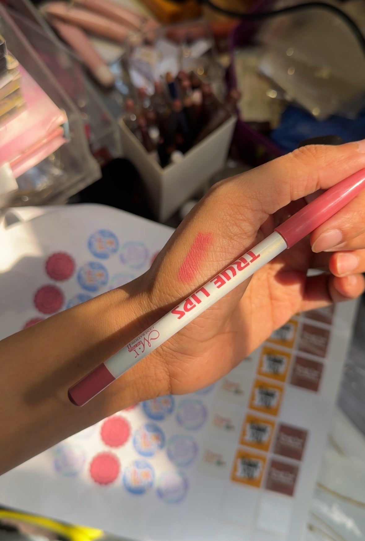 C170 TRUE LIPS LIP LINER (PINK)