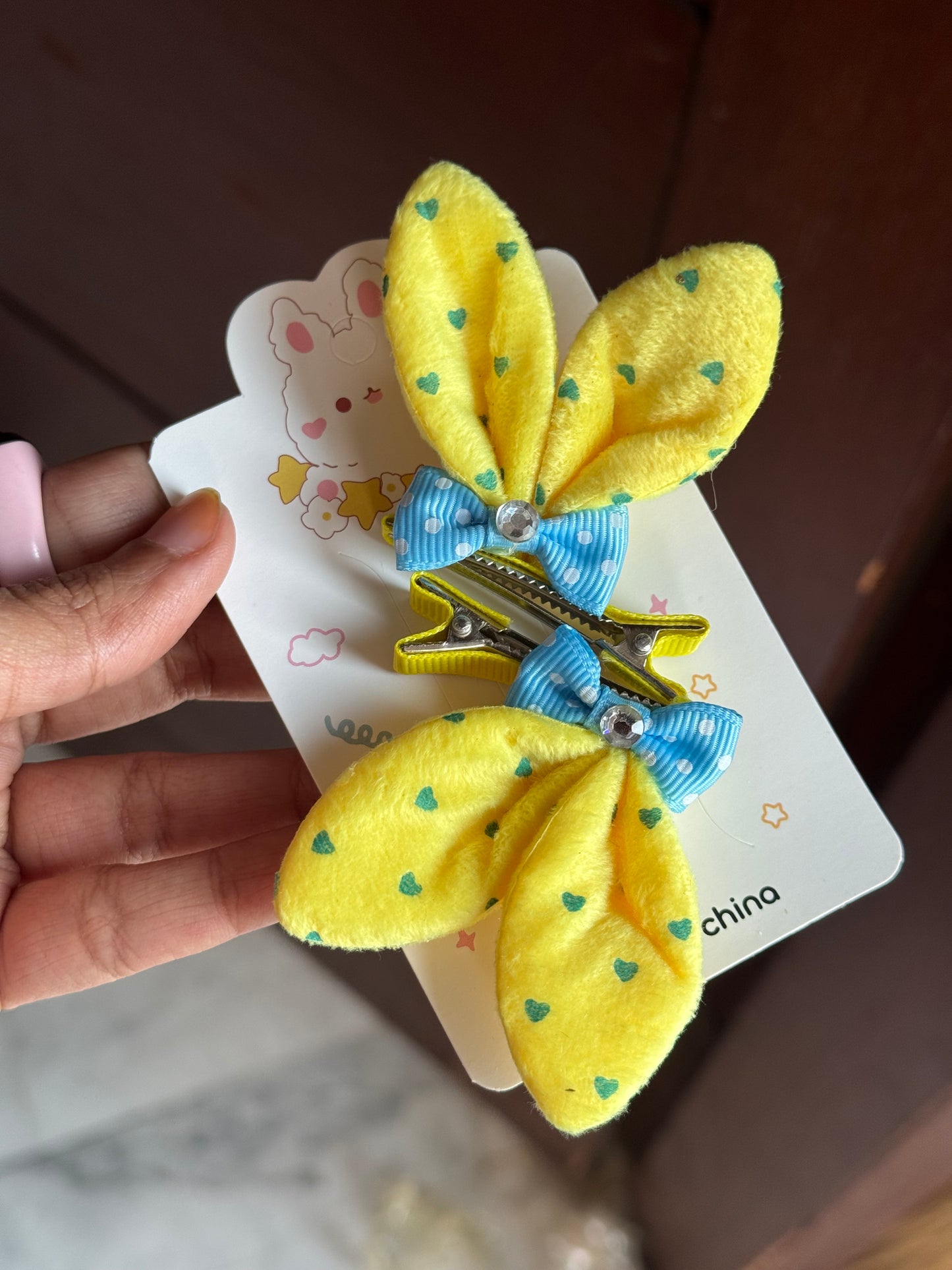 B194 BUNNY HAIR PINS PAIR