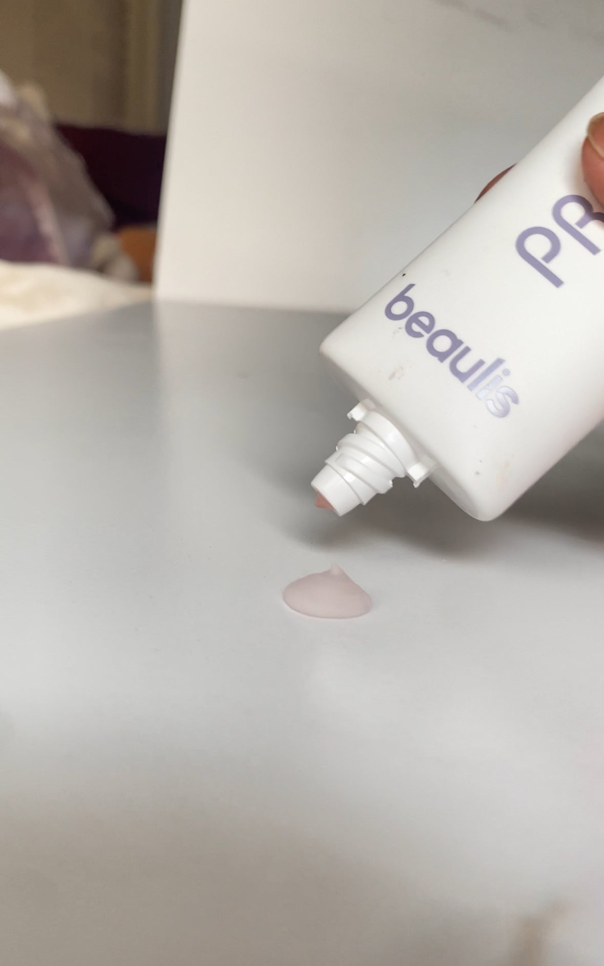 F131 BEAULIS PORE PERFECTING PRIMER